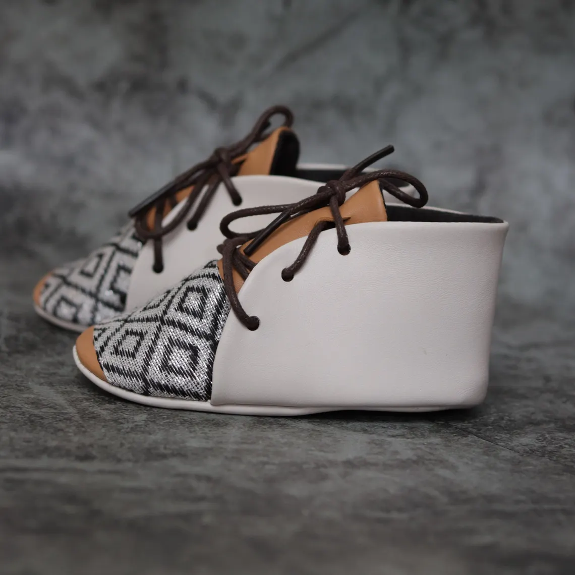 Tewodros(ቴዎድሮስ) Lace-up Baby booties Shoe with Tilet(ጥለት) - Image 2